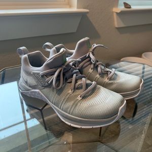 Women’s Nike Metcon’s Flyknit 3’s